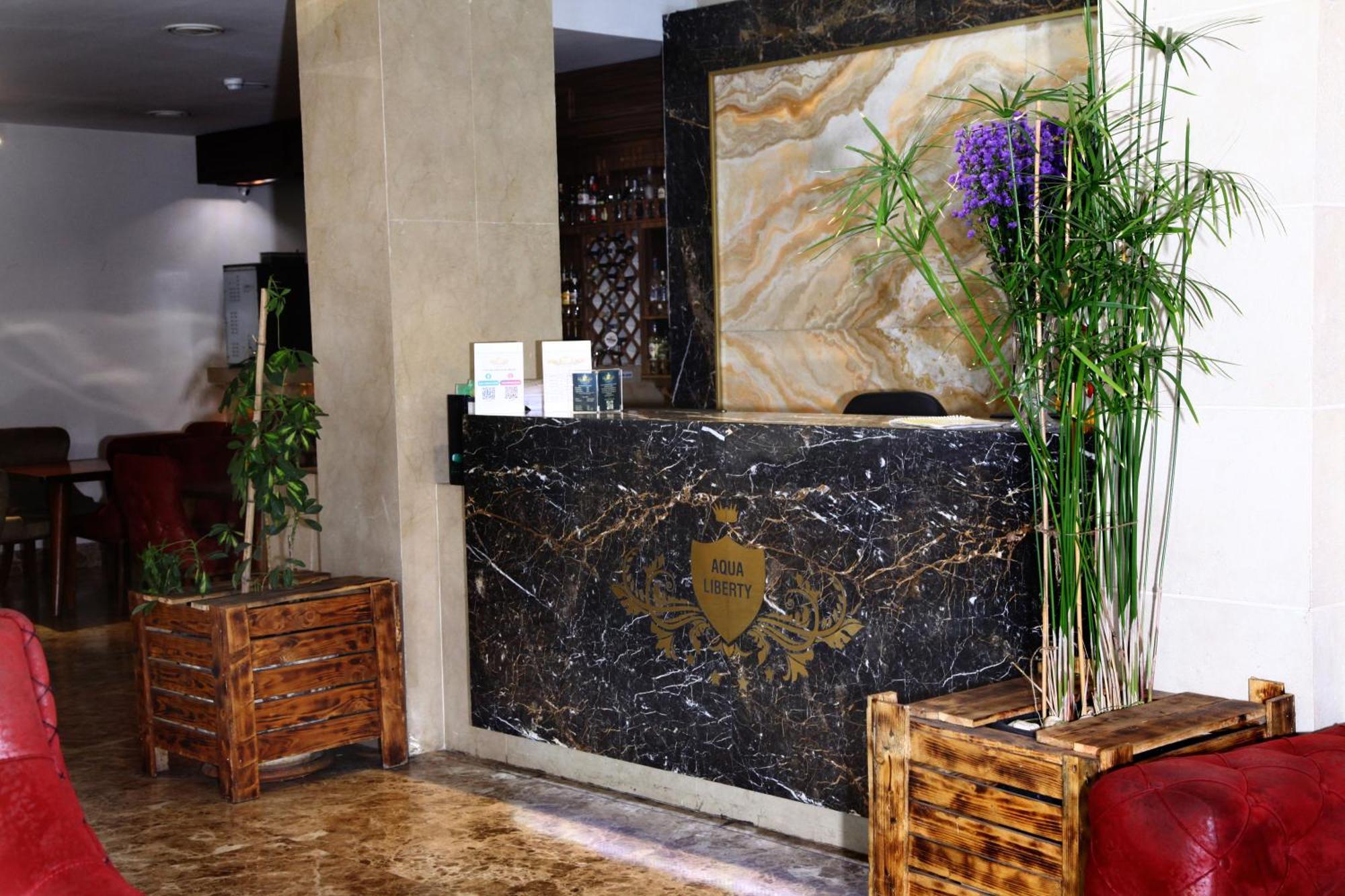 Aqua Hotel Tbilisi Bagian luar foto