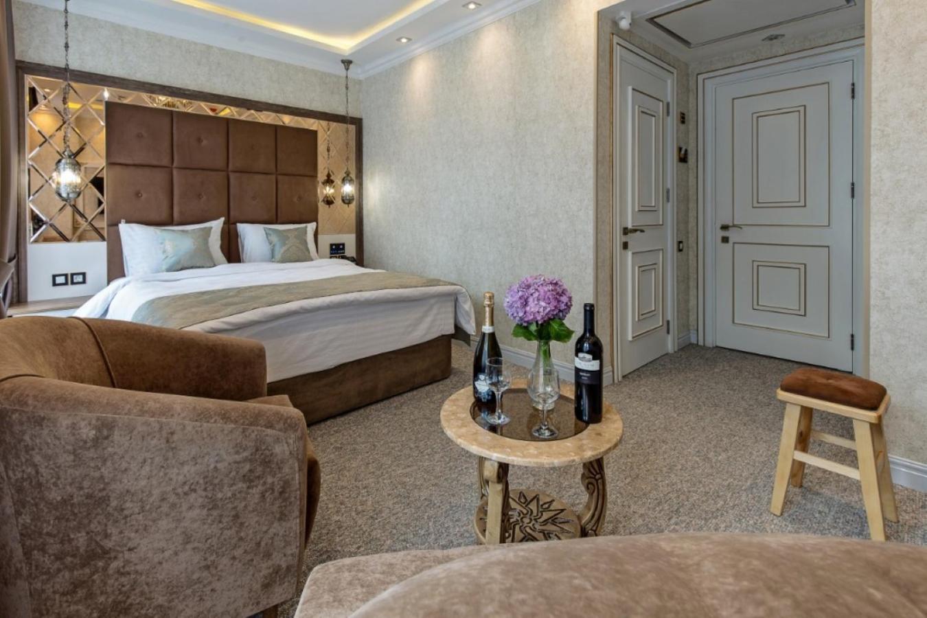Aqua Hotel Tbilisi Bagian luar foto